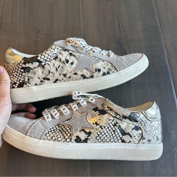 Steve Madden Shoes - Steve Madden Snakeskin Sneakers